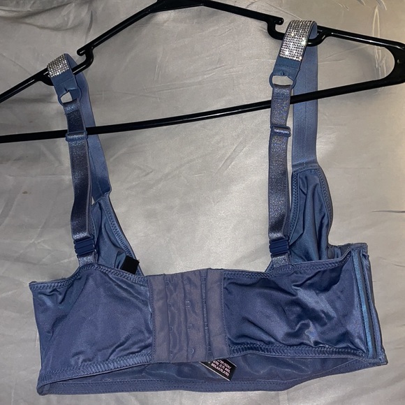 Victoria secret shine strap bralette - Picture 4 of 4